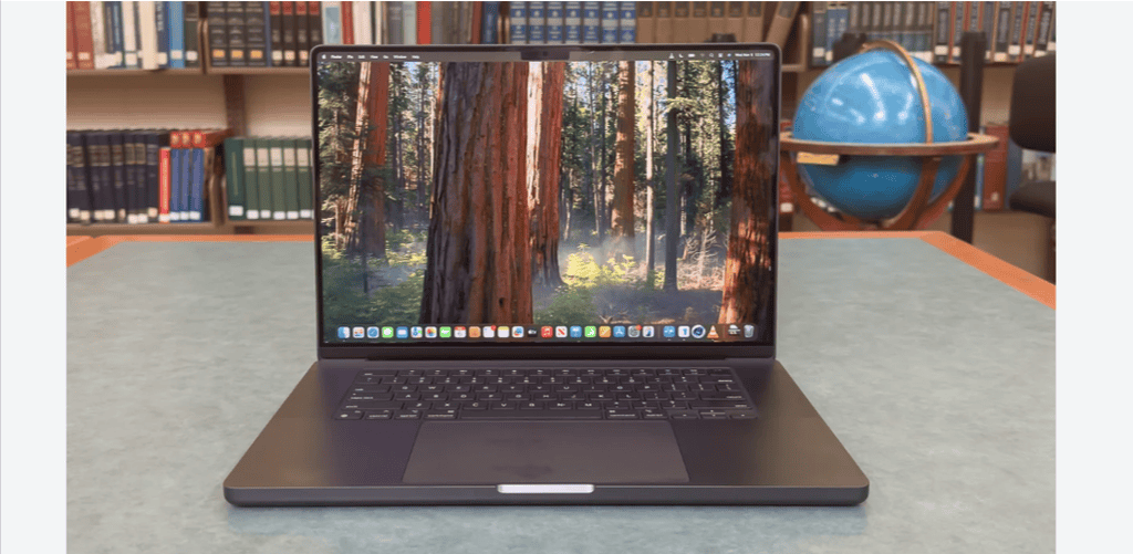 Apple MacBook Pro 16-inch