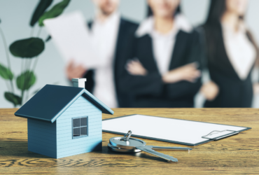 Top 10 Pros and Cons of Refinancing Your Home Loan Today